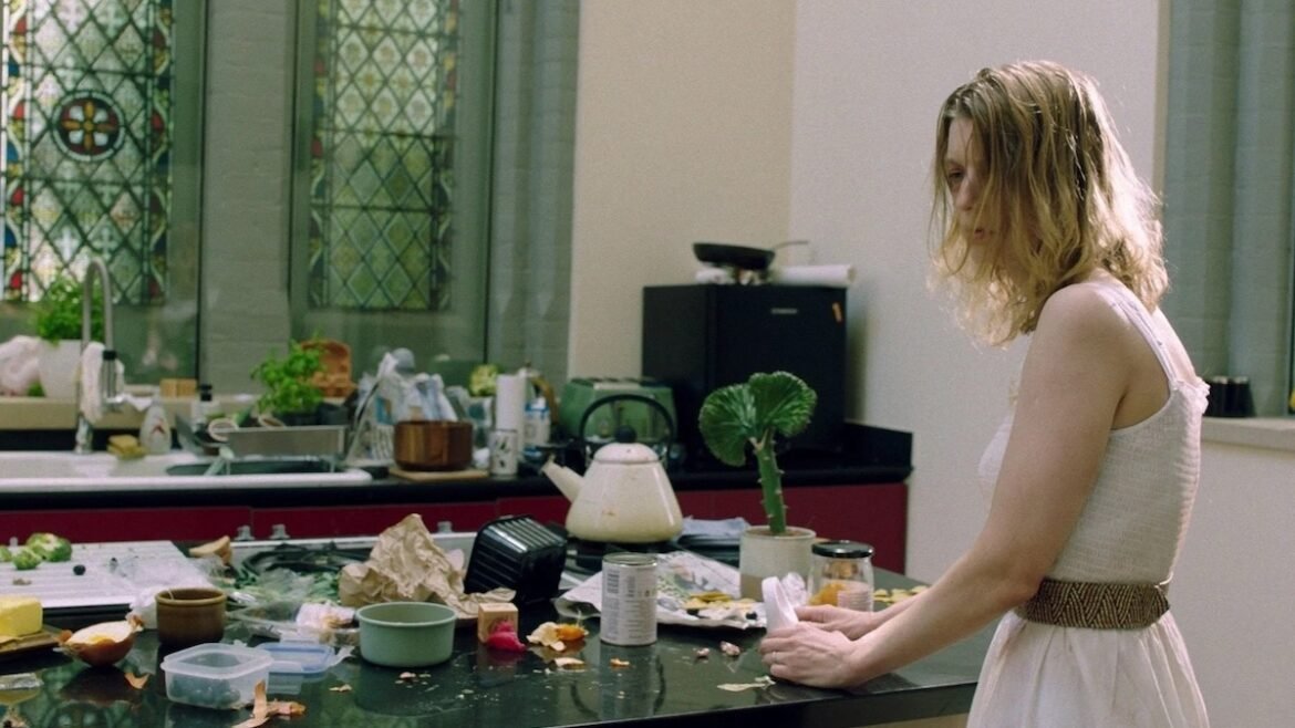 In 'Sleepeater,' Two Women Reject the Caretaker Role — and Take Dad's House Instead