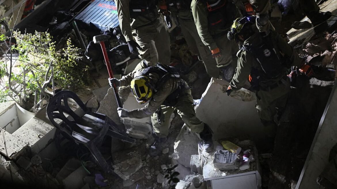 Iran pushes back against Trump’s Hormuz Strait deadline : NPR