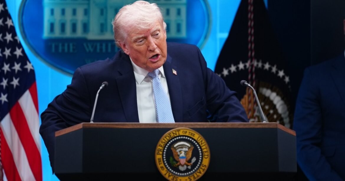 Iranians Who Are Being Bombed Are Saying “Please Keep Bombing” – Mother Jones