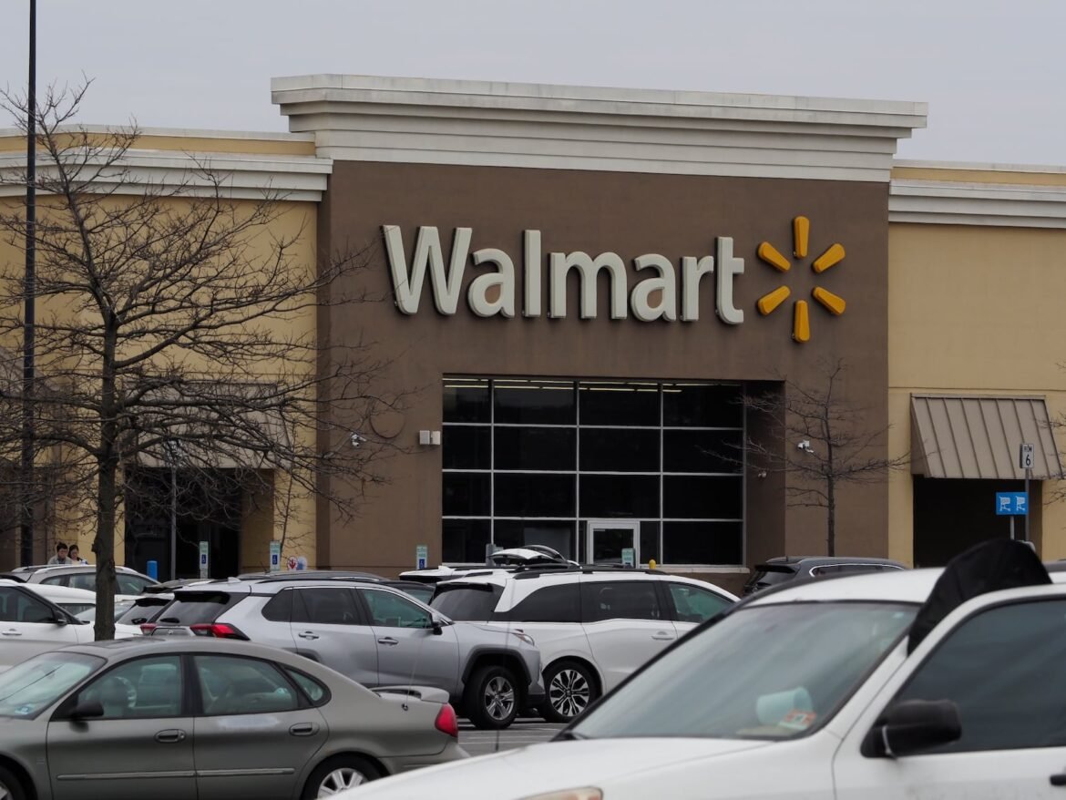 Walmart will be open on Easter 2026, which falls on Sunday, April 5.