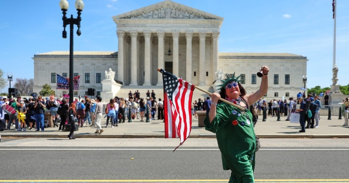 It Was Another Supremely Humiliating Day for Trump – Mother Jones