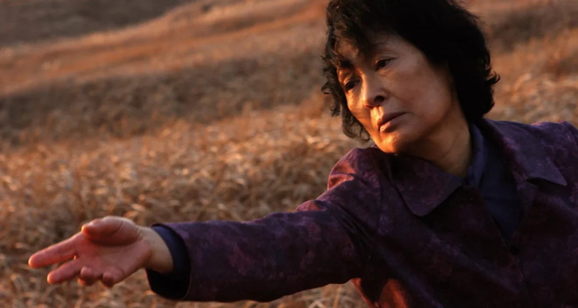 Mother (2009) by Bong Joon-ho Film Review