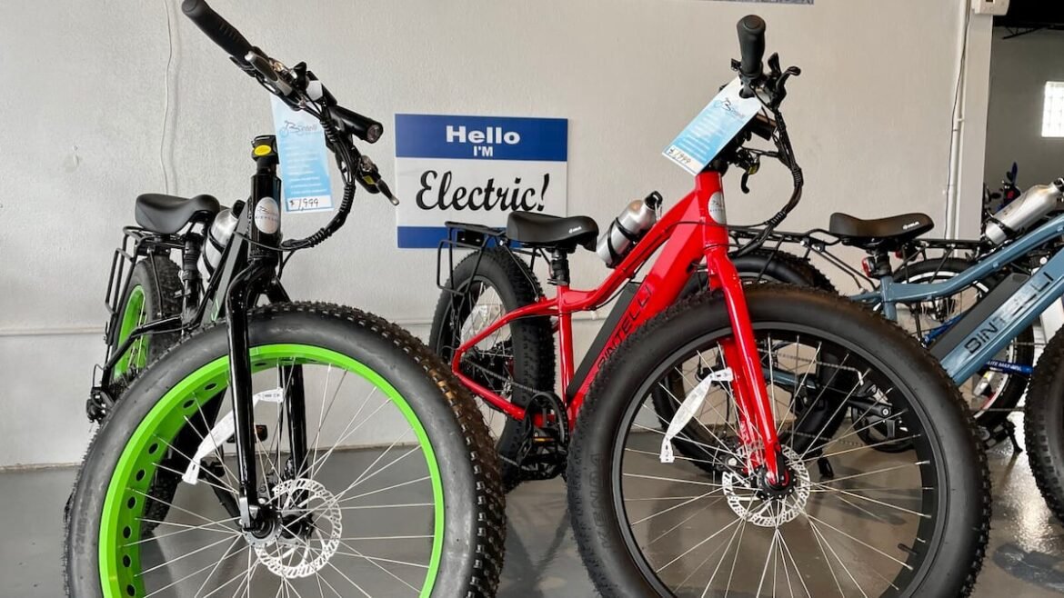 Pinellas schools eye new rules for e-bikes, smart glasses, water bottles