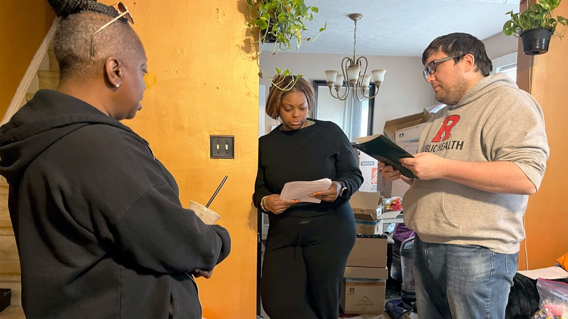 Polluted neighborhood has one lead tester, and he's leaving in May