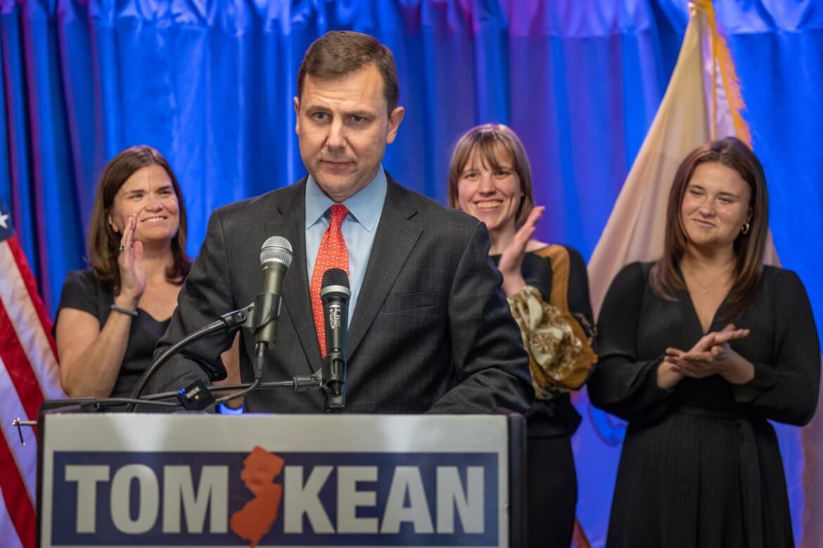 Rep. Tom Kean asks Homeland Security chief to give 'deeper look' at Roxbury ICE jail plan • New Jersey Monitor