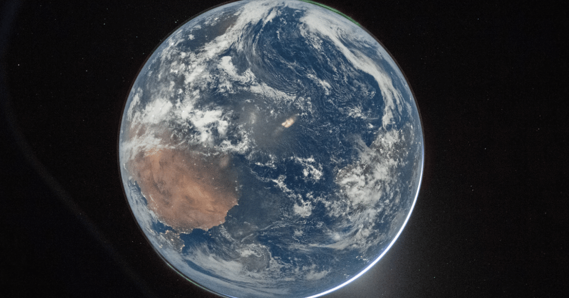 See Photos from the First Lunar Travelers Since 1972 – Mother Jones