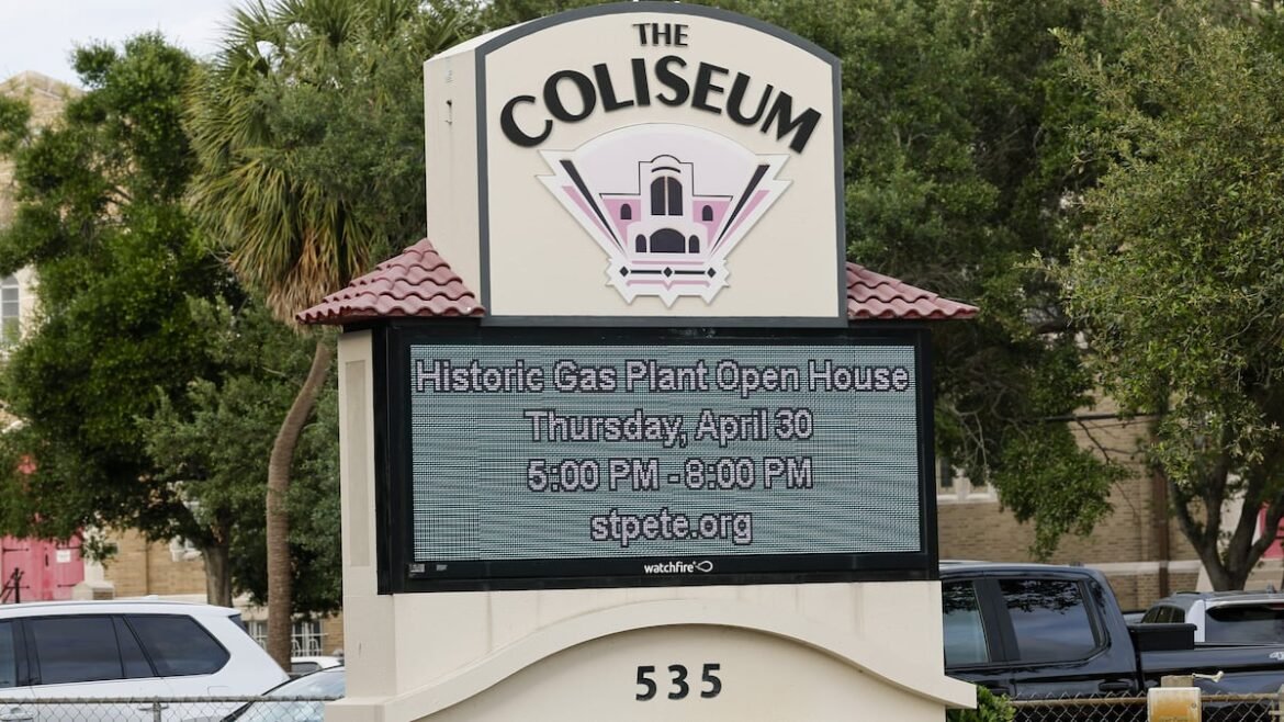 Tropicana Field developer hopefuls present their proposals publicly