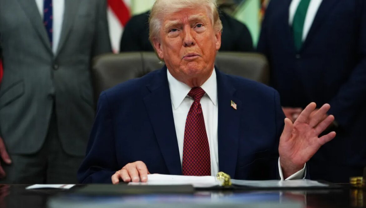 Trump renews threat against Iranian power plants if talks fizzle