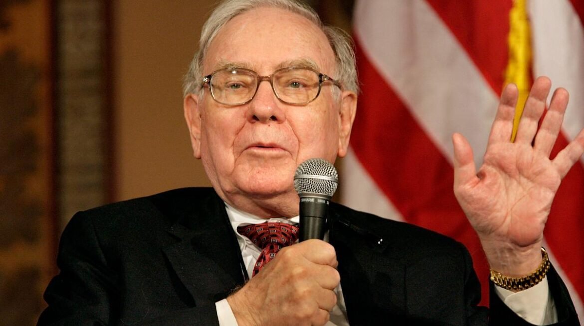 Warren Buffett gave $10K to his daughter-in-law each year, but she spent it to the dime. 4 ways to use your own windfall