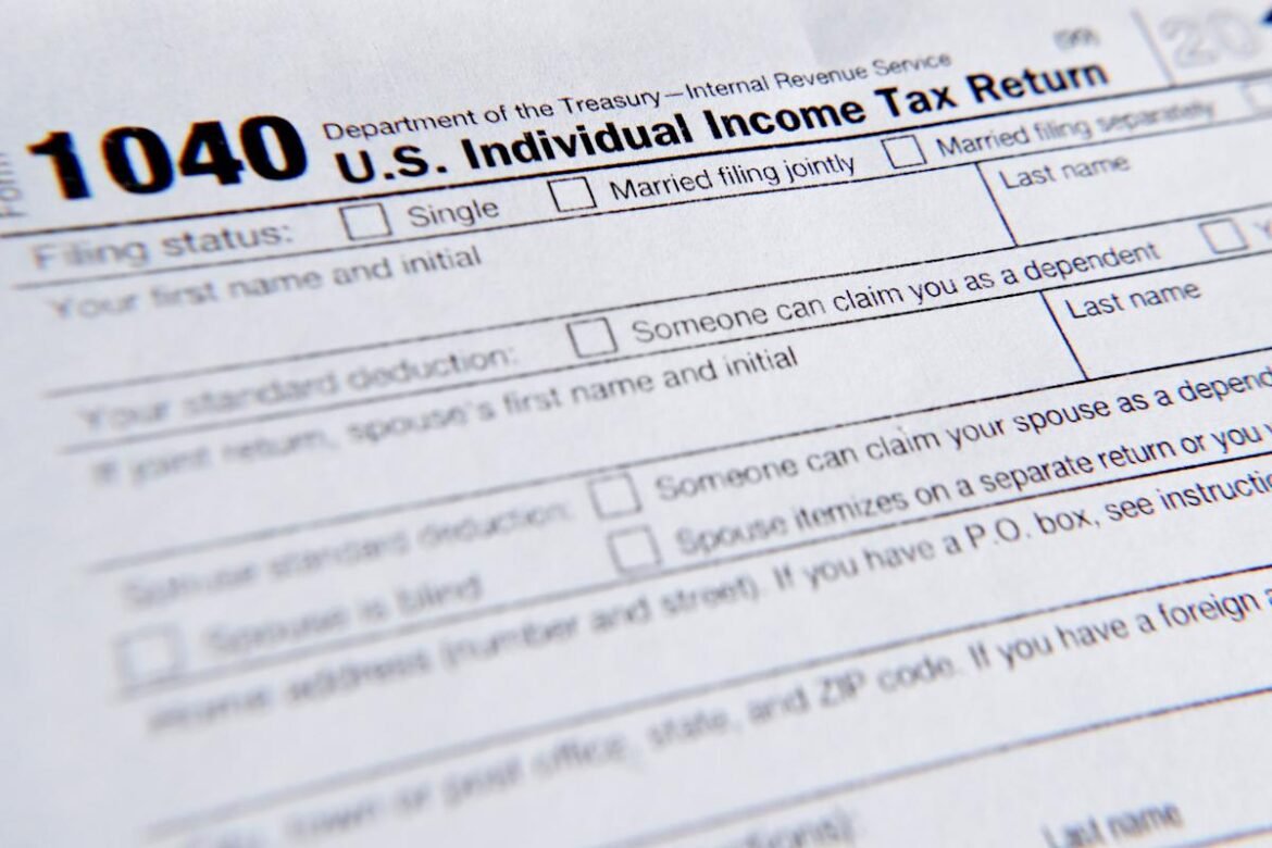 With Tax Day next week, average refunds top $3,500