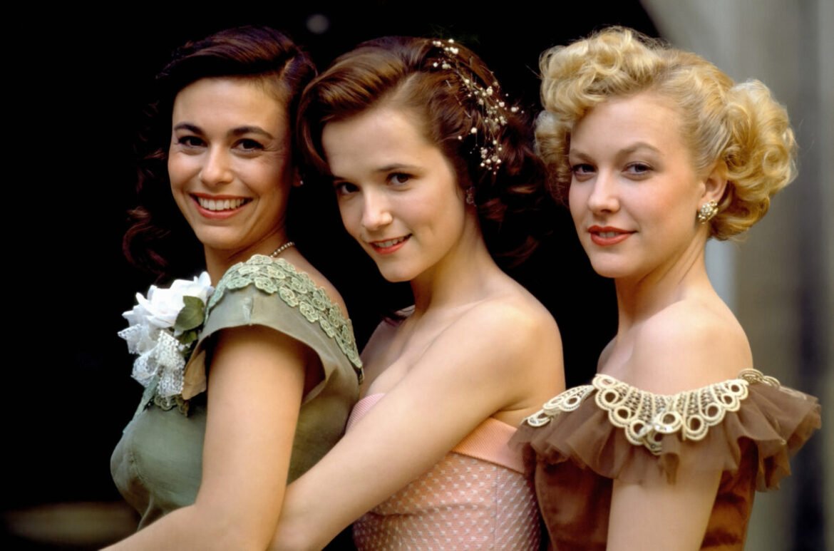 12 Behind the Scenes Images From Classic '80s Movies That Capture a Lost Era