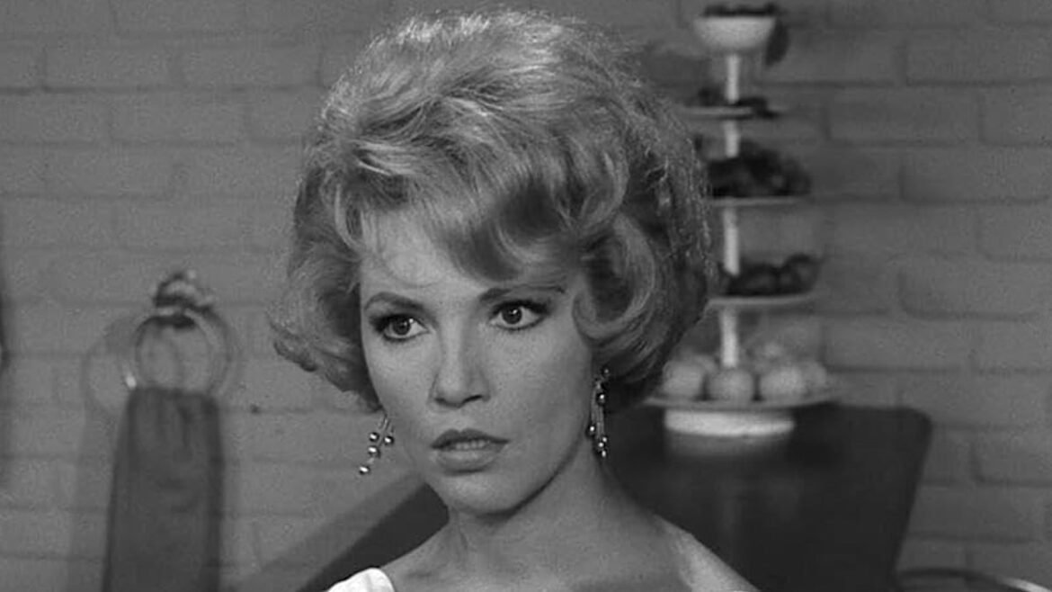 12 Twilight Zone Episodes That Predicted the Future
