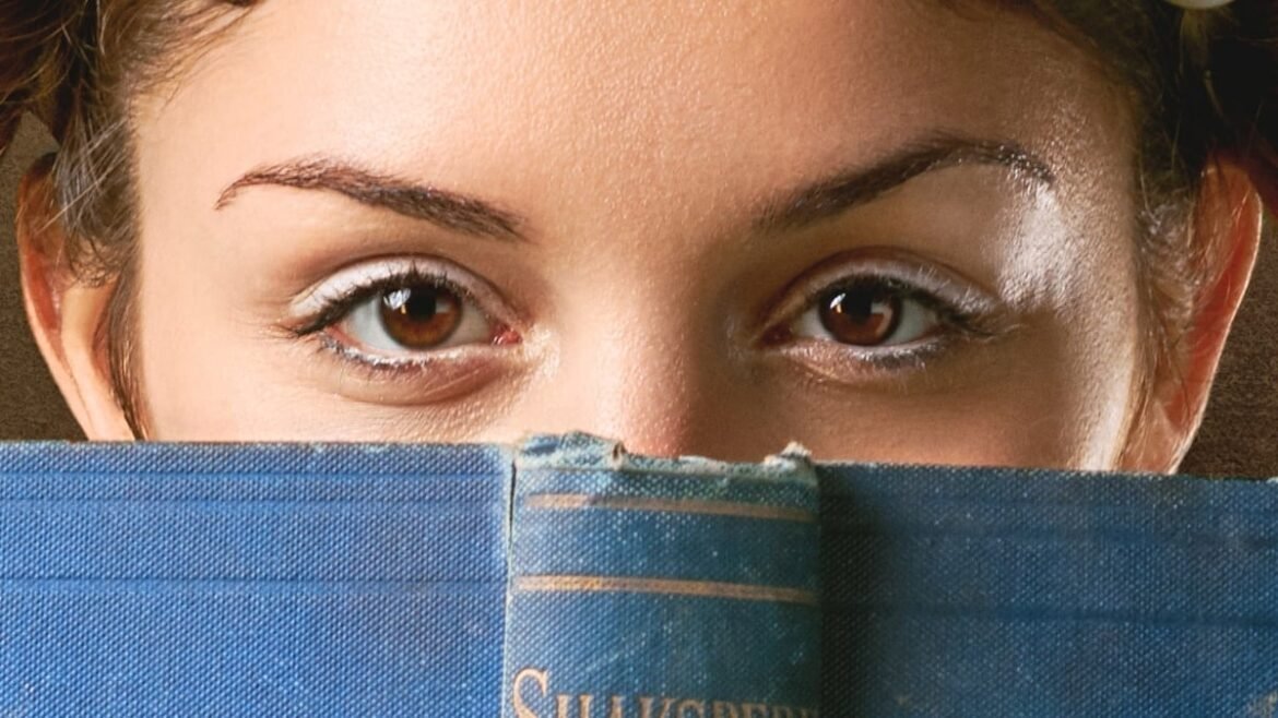 A Strange Pattern in Certain Words Seems to Boost Your Reading Ability : ScienceAlert