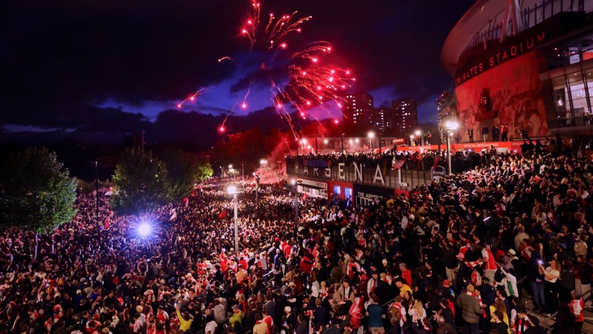 Arsenal parades in London for England win, and vies for Champions League title : NPR