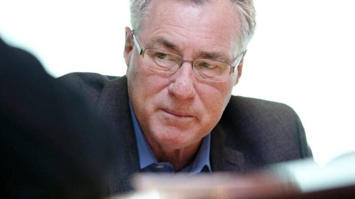 Billionaire Eric Sprott put 98% of his $3 billion fortune in gold and silver — and says gold is headed to $10,000