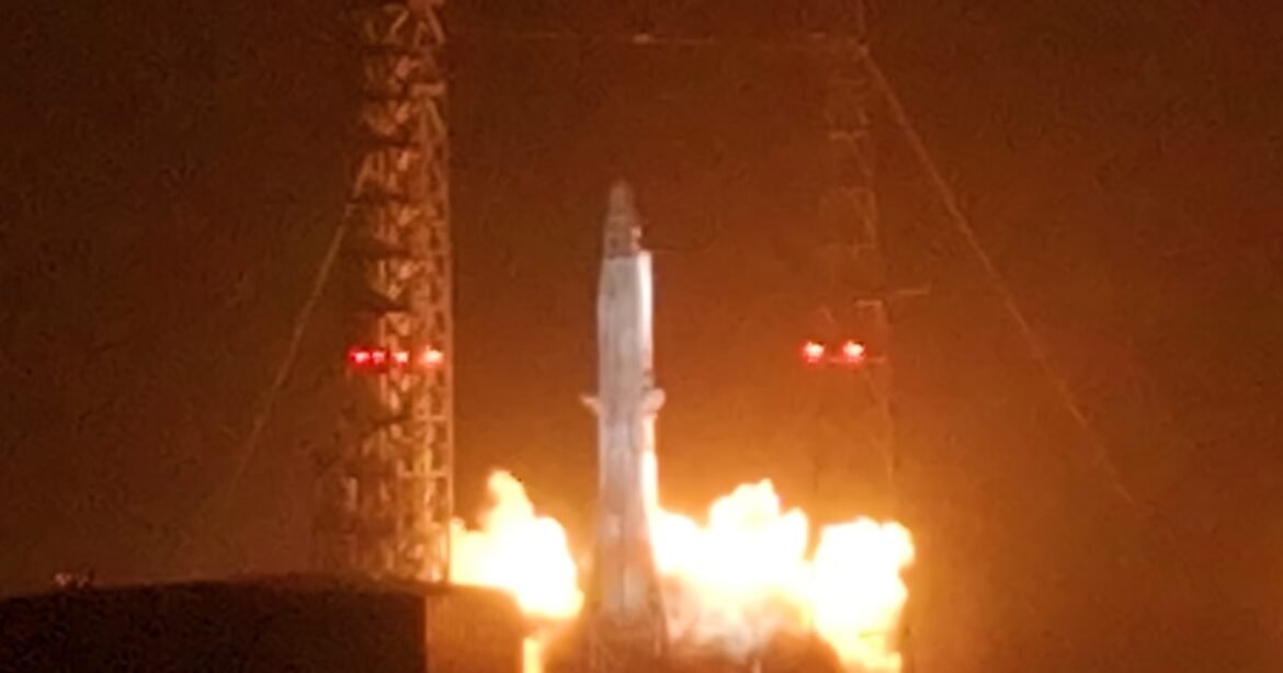 Blue Origin's New Glenn rocket explodes during engine-firing test in Florida
