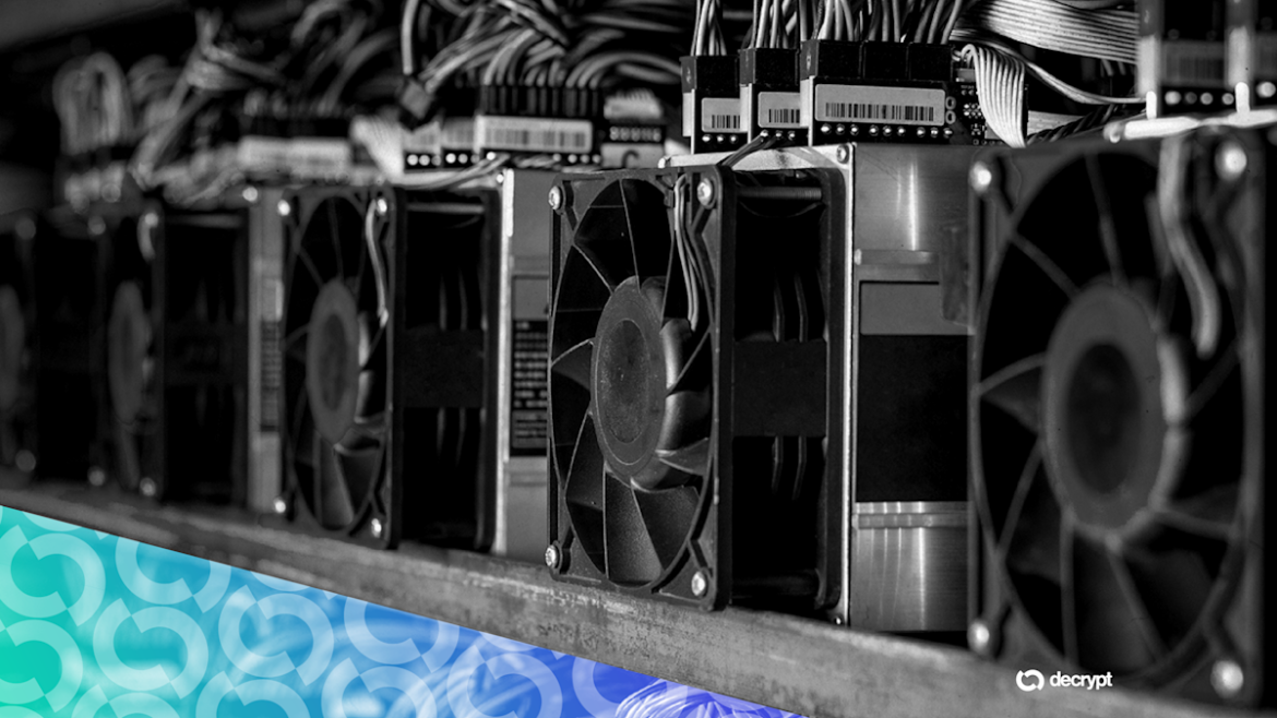 Canaan Shares Plunge as CEO Says Middle East Conflict Is Clouding Outlook for Bitcoin Miners