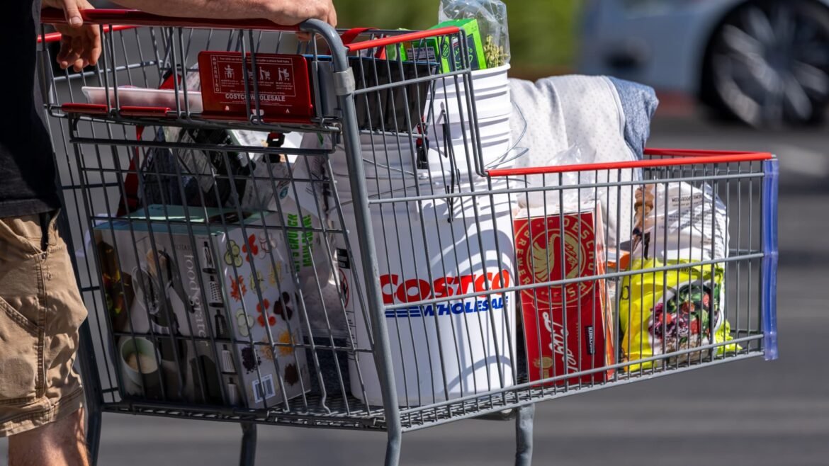 Costco issues a lukewarm quarter, but delivers on the metric that matters most