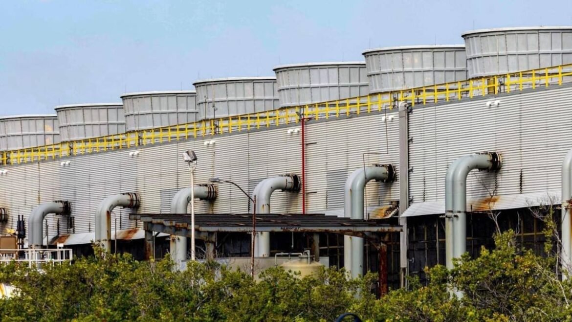 FPL parent company is pursuing a mega-merger. Will Florida bills be affected?
