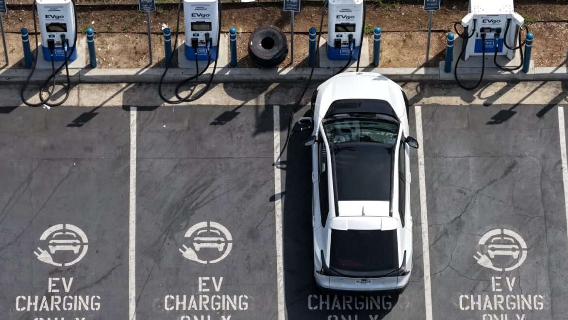 How AAA tests the winter range of EVs : NPR