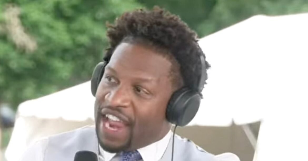 'Jesus Was A Politician': Trump Pastor Calls For No More Separation Between Church And State