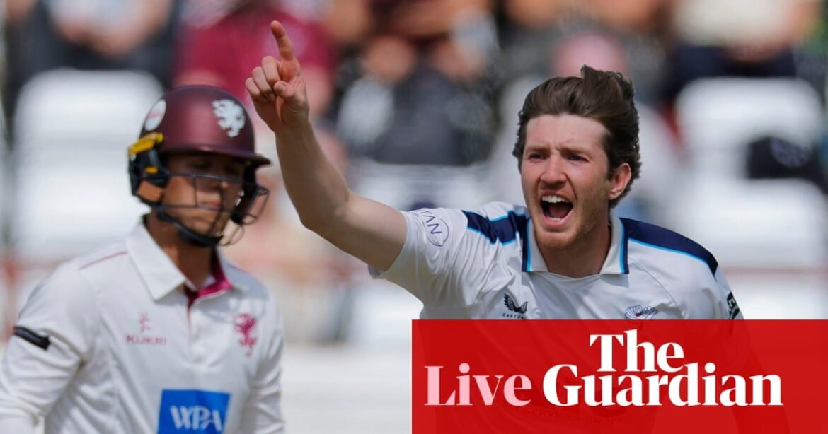 Kent v Derbyshire, Somerset v Yorkshire, and more: county cricket, day four – live | County Championship