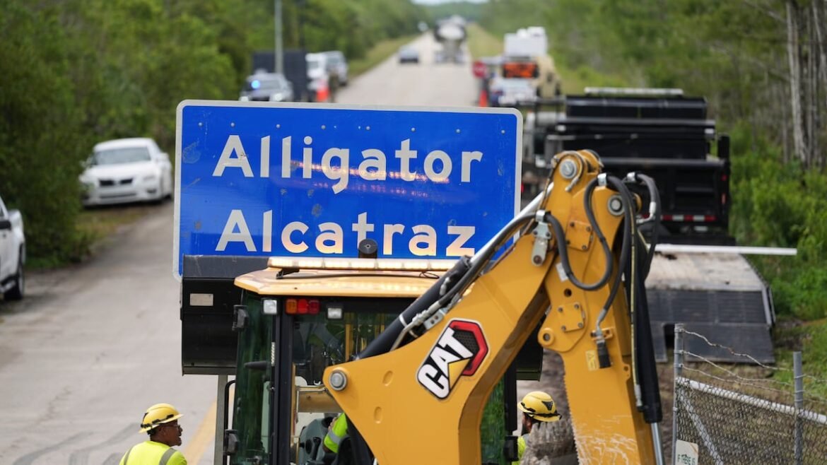 Lawyers say Alligator Alcatraz detainee transfers are ramping up