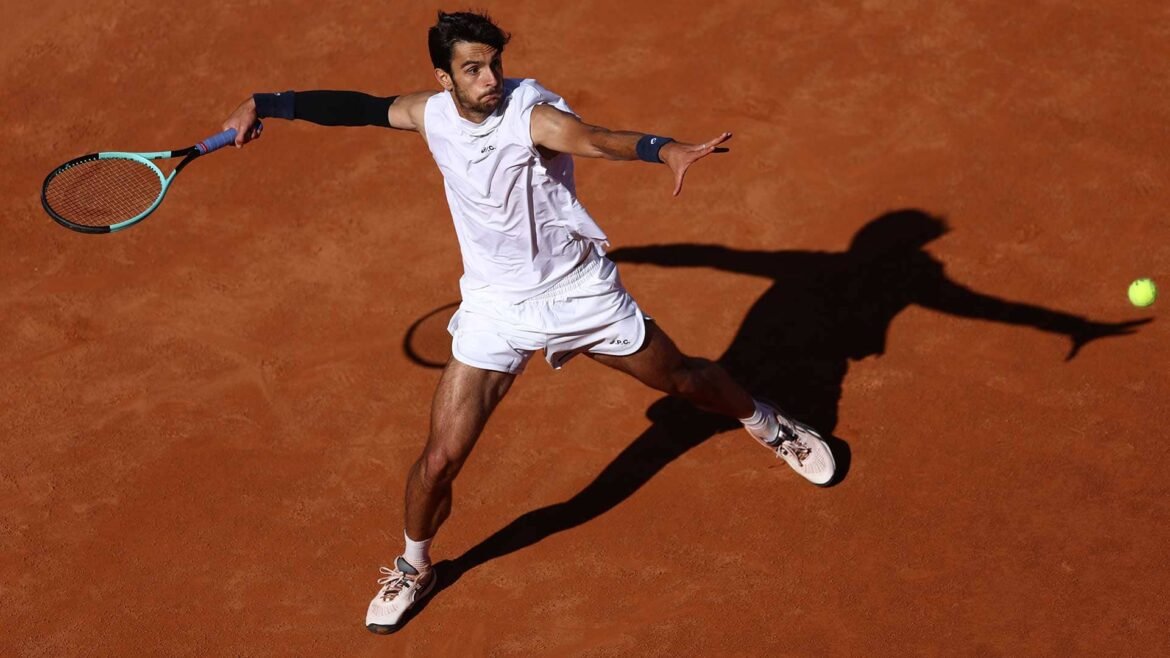 Lorenzo Musetti in action in Rome last season.