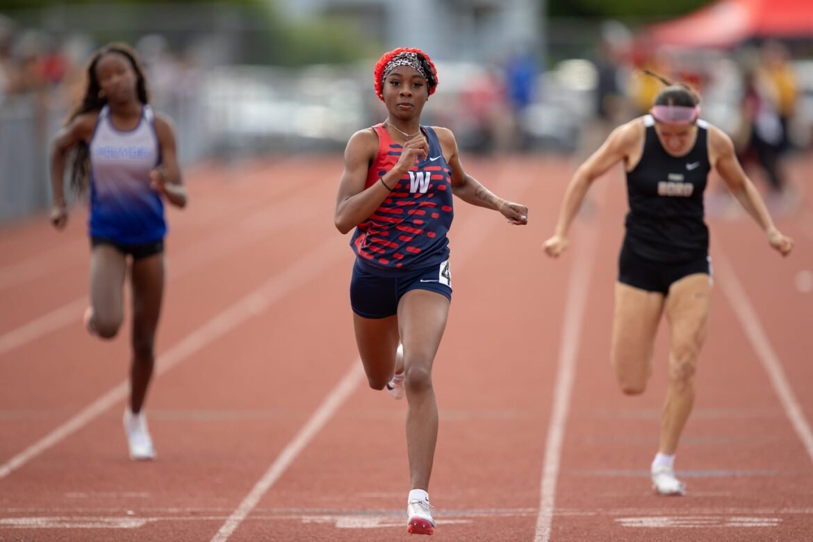 Jade Pinder of Willingboro competes in the girls 100 meter dash during the Central Groups 2 & 3 Sectionals at Middletown North High School in Middletown, NJ on Friday, May 15, 2026.