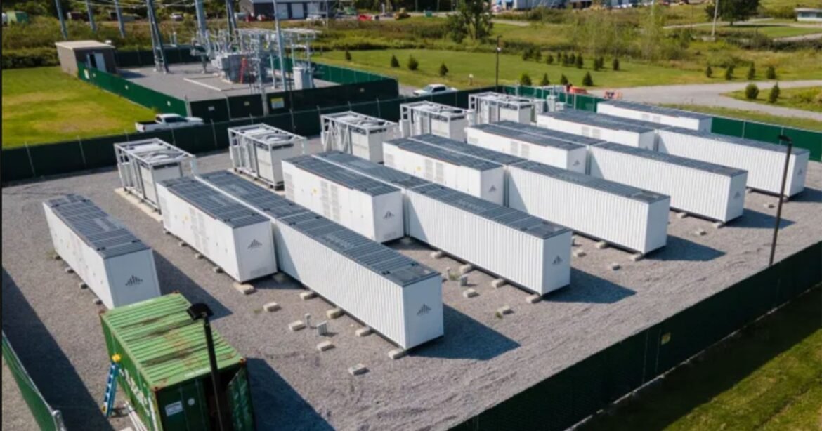Our Power Grid Is in Better Shape This Summer, Thanks to Solar and Batteries – Mother Jones