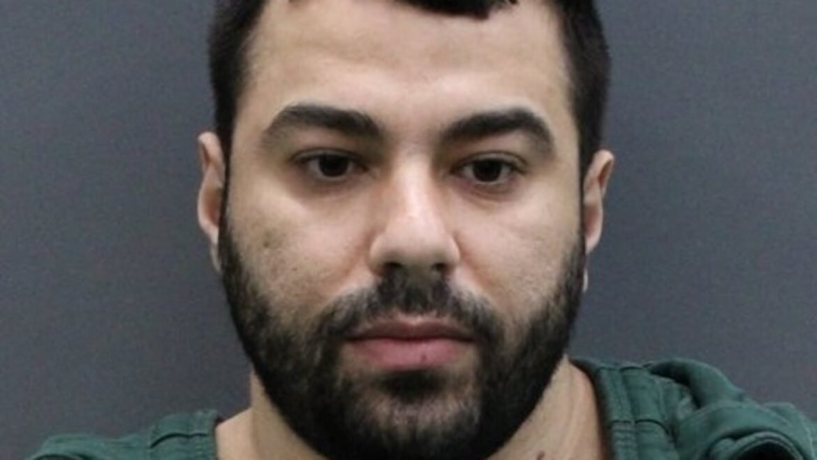 Prosecutors seek death penalty for man charged in USF student murders