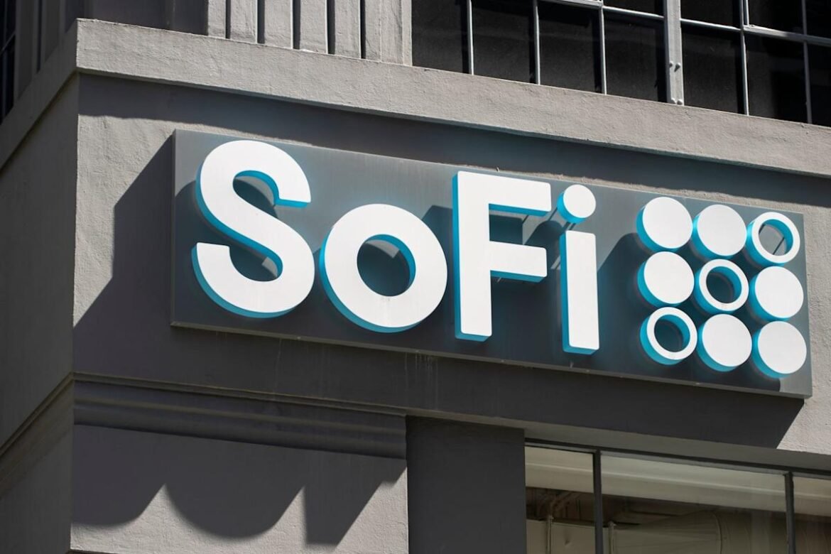 SOFI Stock Pops Following SoFi's Stablecoin Announcement. What to Know.