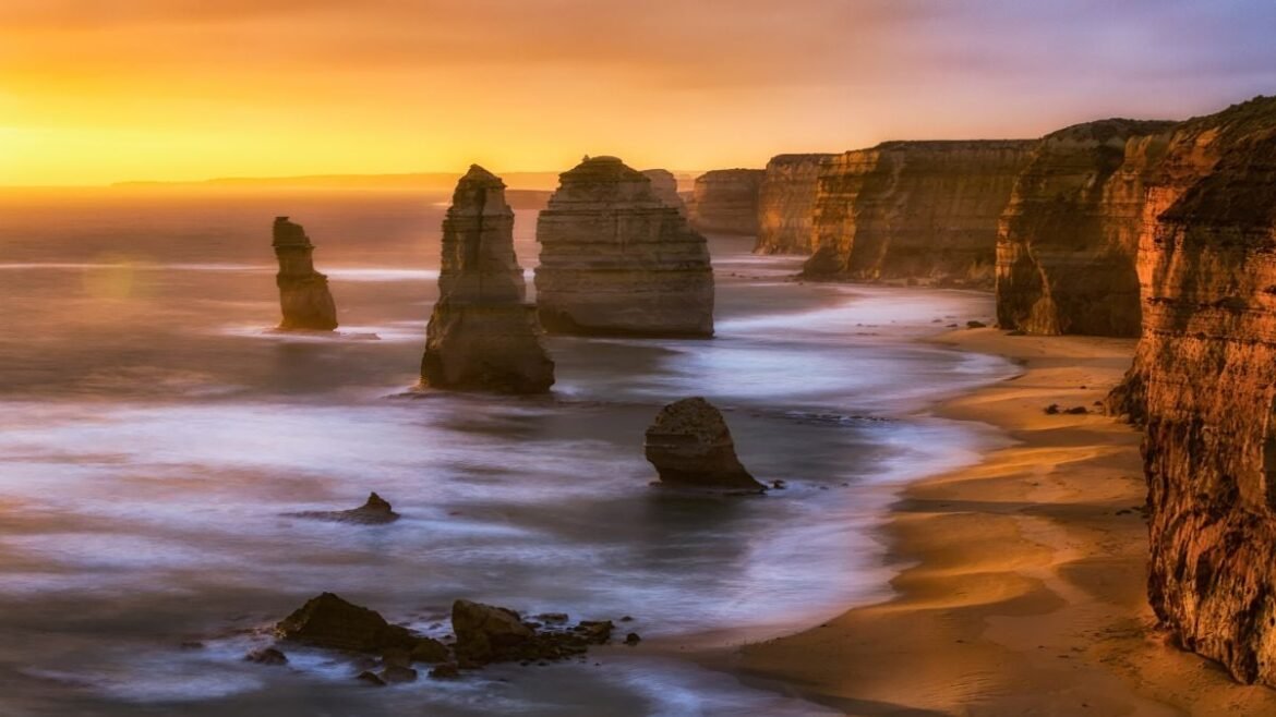 Scientists Solve The Mystery of How The Twelve Apostles Formed : ScienceAlert