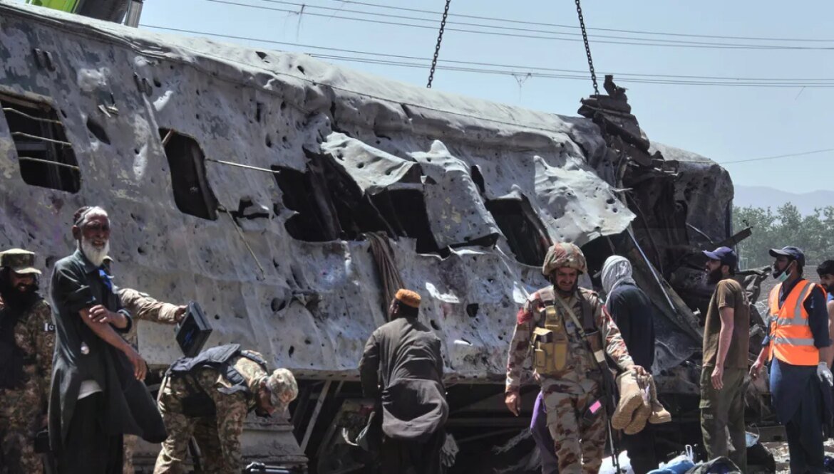 Suicide bomber kills at least 23 and injures over 70 at Pakistan railway track