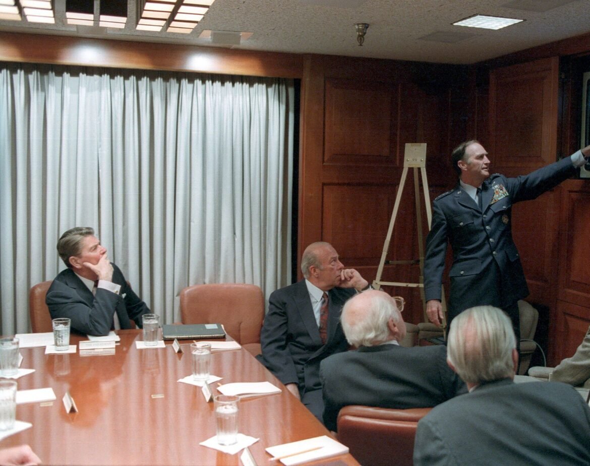 The O'Toole Chronicles: Read the Room