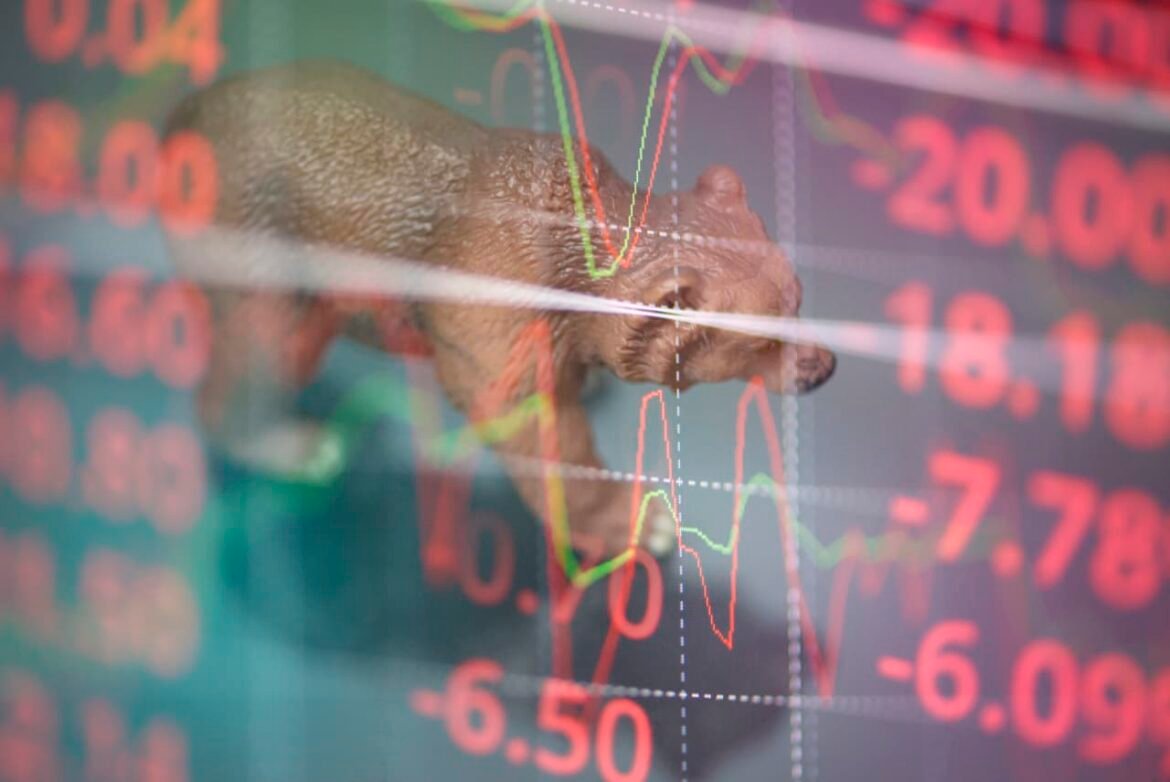This bear market signal Wall Street ignores is putting your money at risk right now
