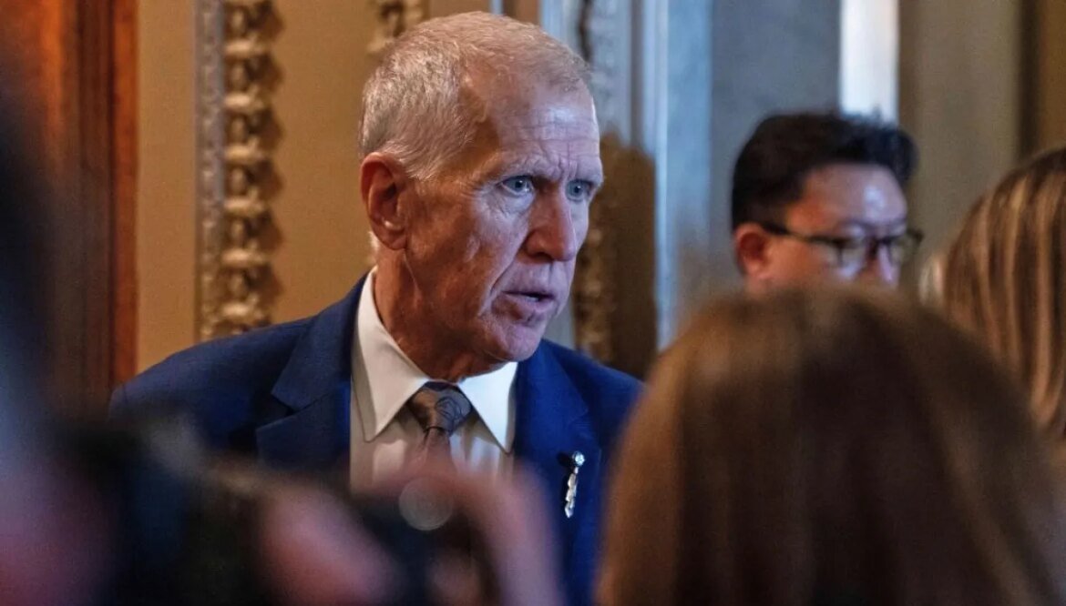 Tillis says '86' has roots in restaurant industry after Comey indicted