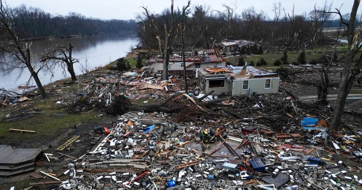 Trump Cuts to Weather Data May Make Forecasts Less Reliable, Experts Warn – Mother Jones