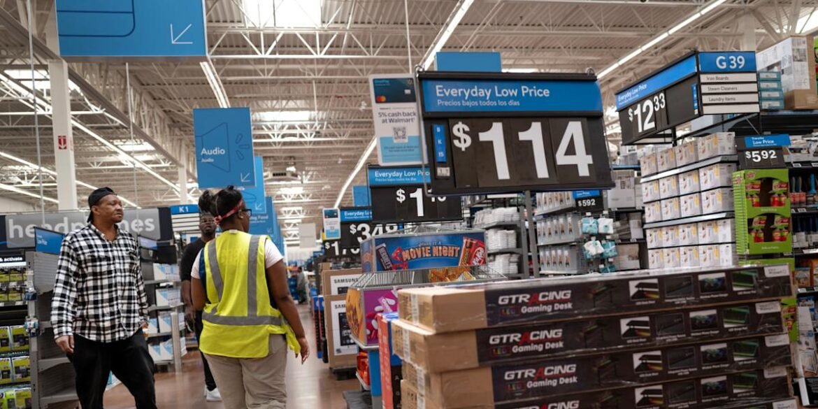 Walmart Sales Rise as It Navigates Higher Fuel Prices