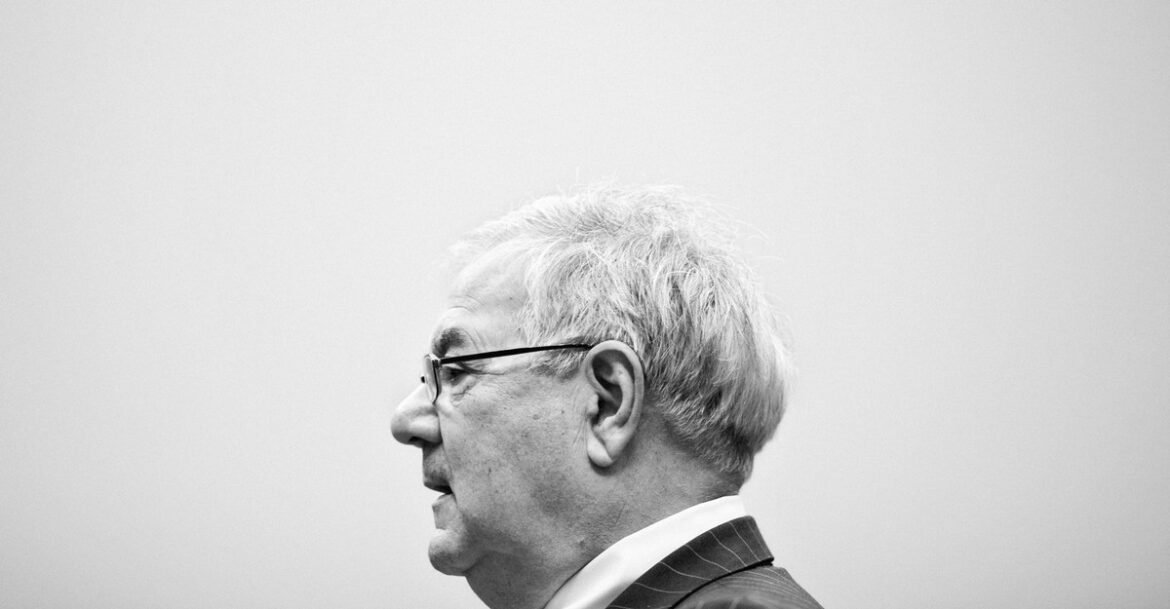 Why Barney Frank Came Out Against the Far Left