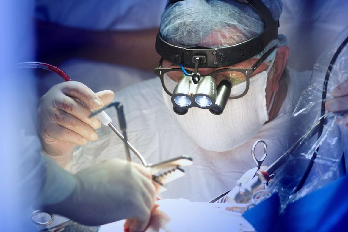 Yale Liver Transplant Program Uses New Technology to Preserve Donor Organs | News