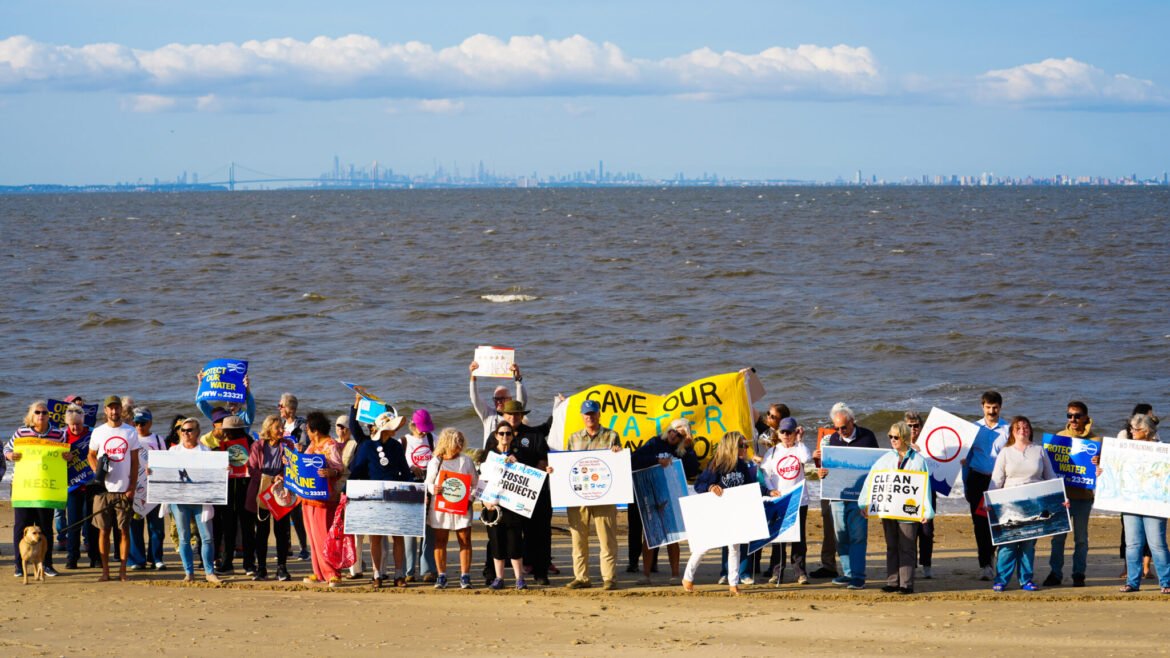 'Zombie pipeline' lands final OK, sparking alarm among environmentalists • New Jersey Monitor