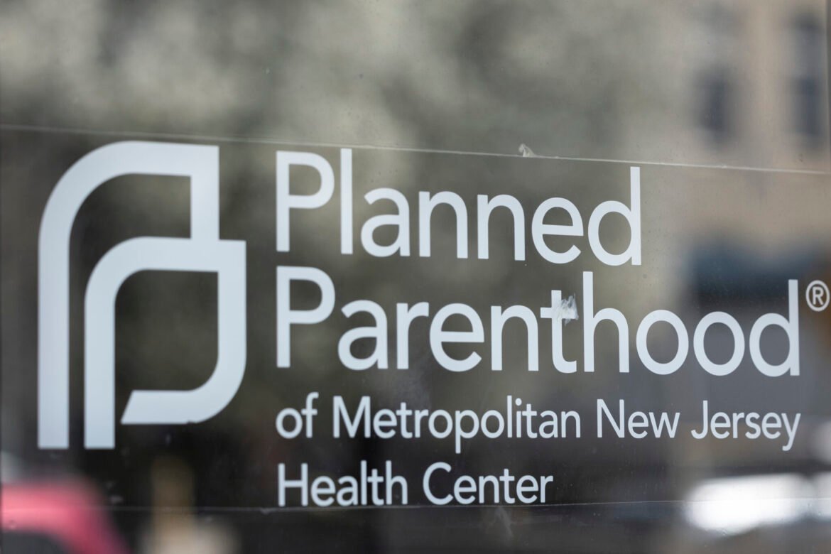 3 in 10 NJ woman can't access reproductive healthcare, study shows • New Jersey Monitor