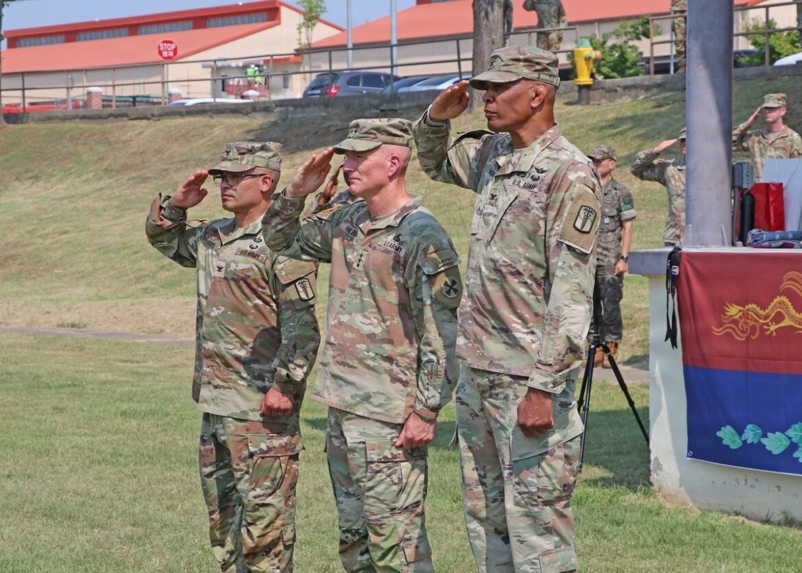 65th Medical Brigade welcomes new commander in change of command ceremony | Article