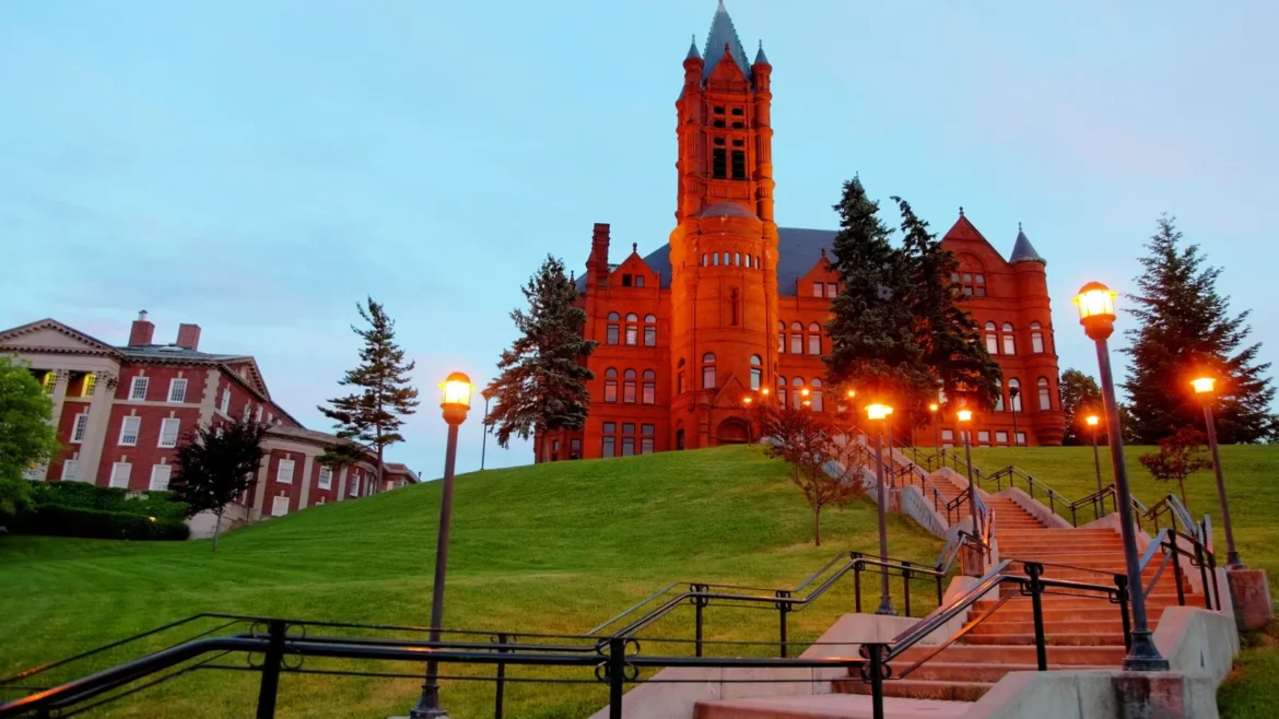 A ‘new normal’: Syracuse faces enrollment dip, first deficit in years
