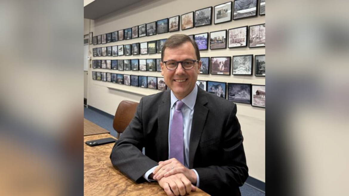 All eyes on Tom Kean, Capitol Hill’s most mysterious non-voter
