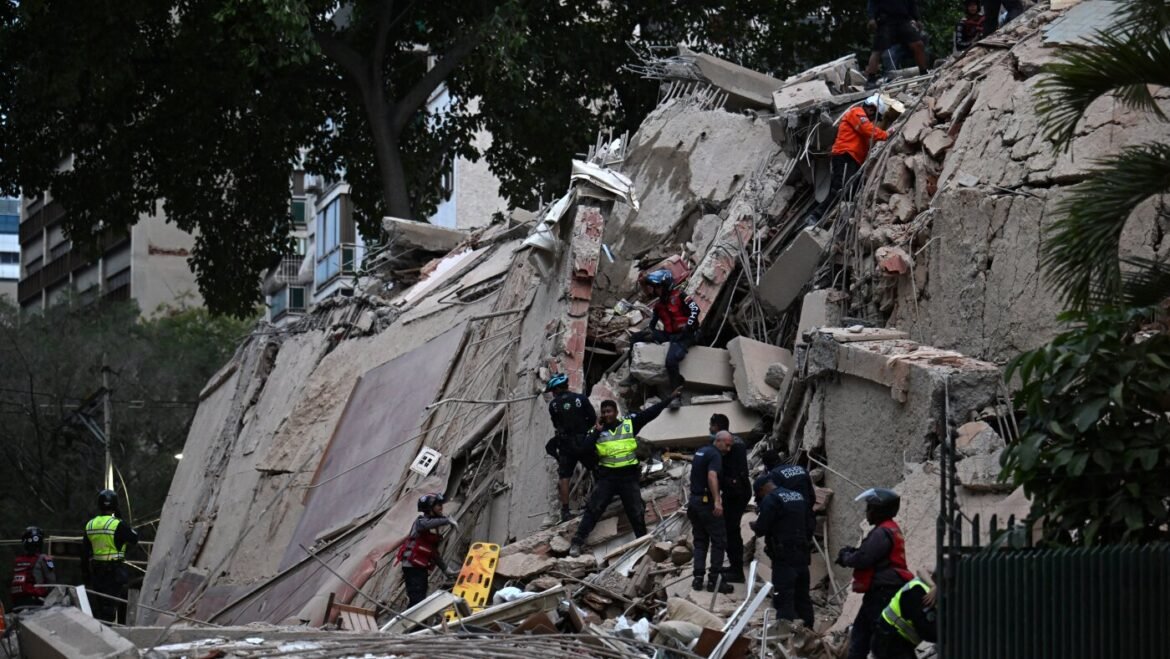 At least 32 killed, 700 injured in 2 major earthquakes in Venezuela : NPR