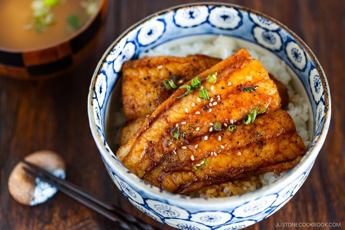 Catfish Kabayaki ナマズの蒲焼 • Just One Cookbook