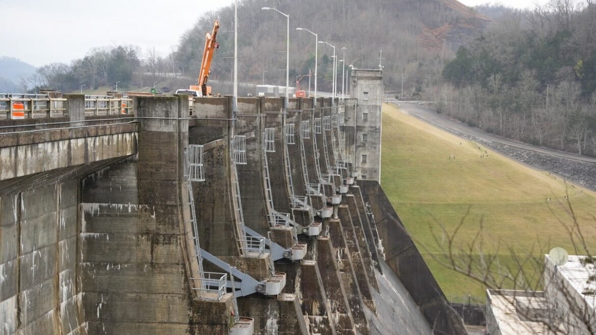 Center Hill Dam road closure begins June 22 | Article