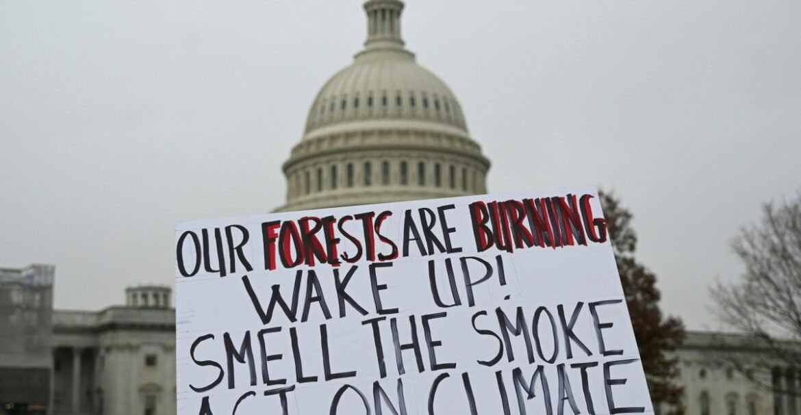 Democrats should be talking about climate change, according to voters